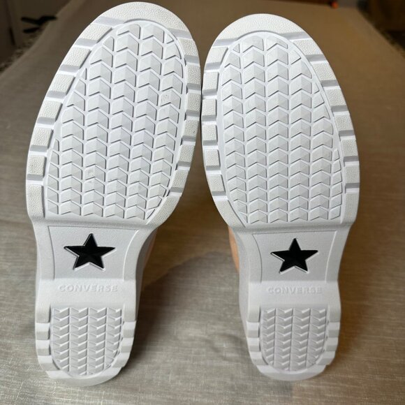 Converse Chuck Taylor All Star Lift Hi Platform Sneakers Peach Canvas Women’s 7 - Picture 7 of 8